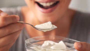 Κάνει καλό το στραγγιστό γιαούρτι στην υγεία της καρδιάς; Τι πρέπει να ξέρουμε