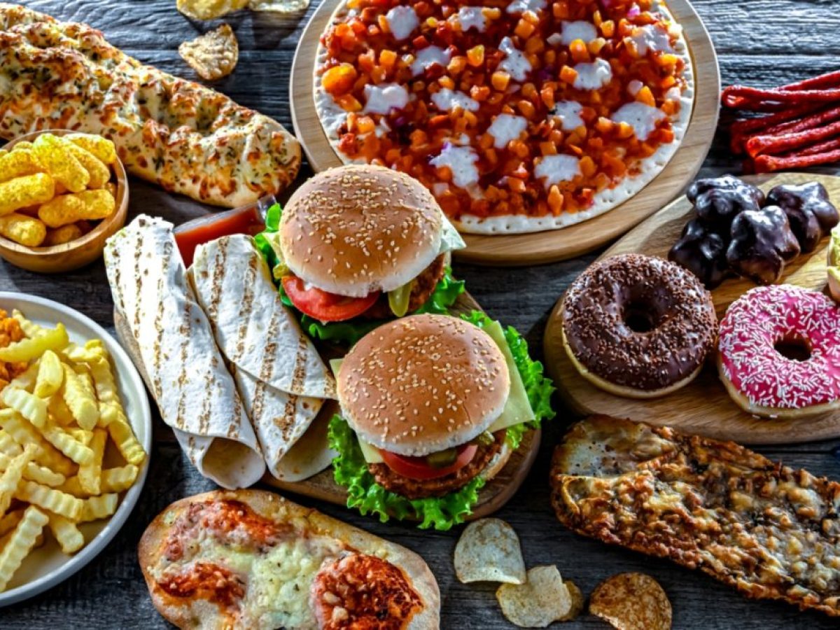 Καρκίνος: Τα υπερεπεξεργασμένα τρόφιμα «σαμποτάρουν» τη θεραπεία, δείχνει νέα έρευνα