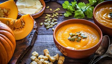 Κολοκυθόσουπα με σπιτικά κρουτόν