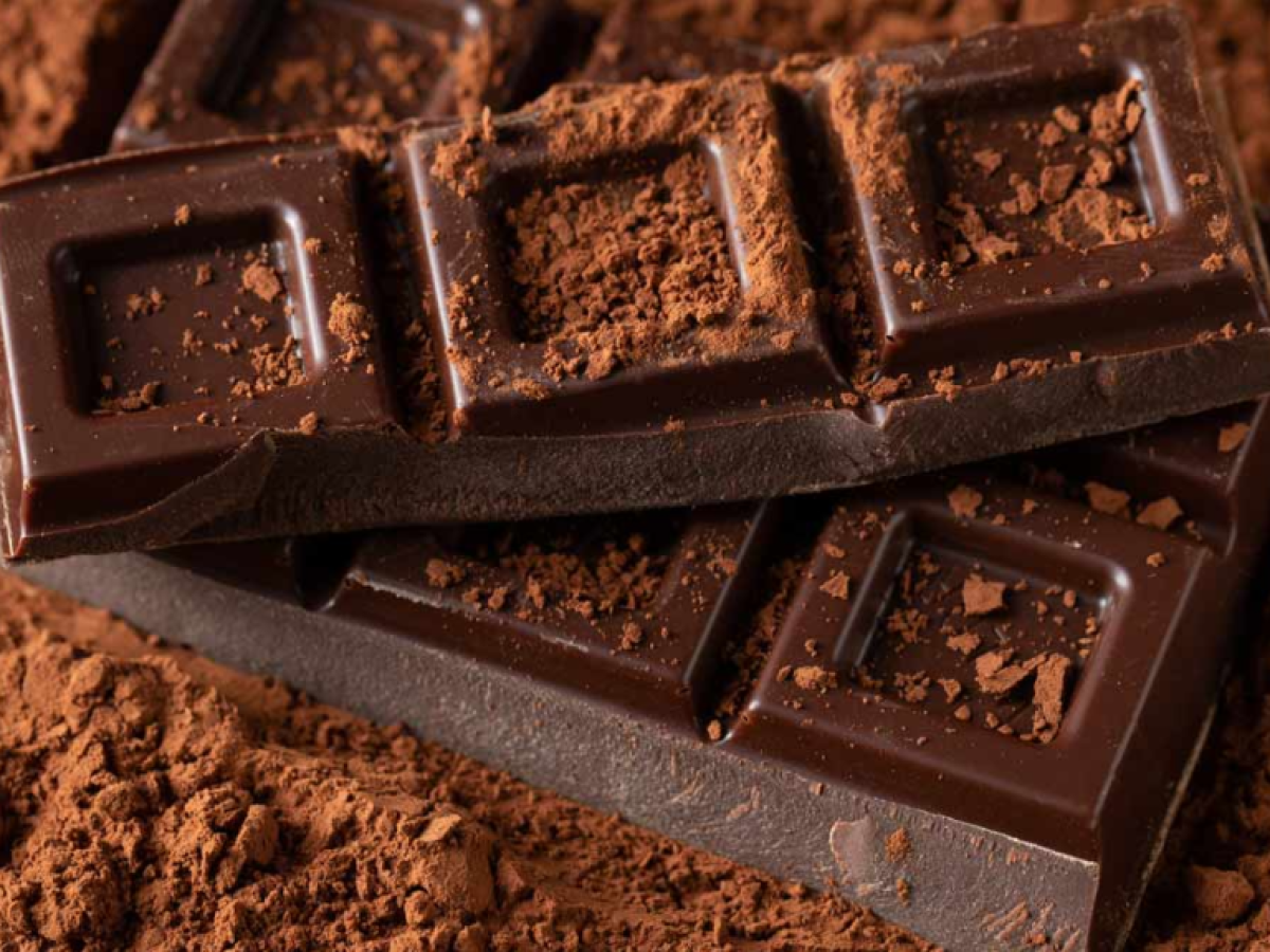 Μαύρη σοκολάτα: 6+1 λόγοι για να τη βάλετε στη διατροφή σας