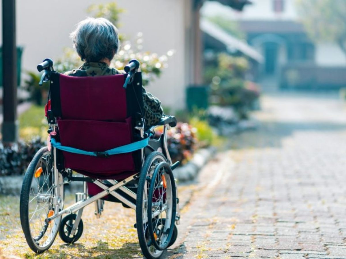 Νέα μελέτη για το Αλτσχάιμερ – Συνδέεται άμεσα με την ατμοσφαιρική ρύπανση