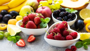 Ποιο φρούτο θωρακίζει την καρδιά και μας δίνει επιπλέον χρόνο ζωής