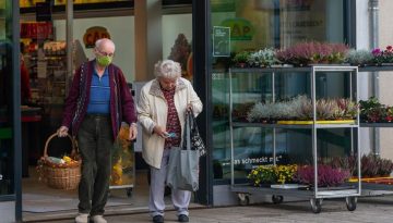 &Pi;ώ&sigmaf; &eta; &pi;&alpha;&nu;&delta;&eta;&mu;ί&alpha; CoViD ά&lambda;&lambda;&alpha;&xi;&epsilon; &tau;&alpha; &delta;&epsilon;&delta;&omicron;&mu;έ&nu;&alpha; &sigma;&tau;&eta;&nu; &psi;&upsilon;&chi;&iota;&kappa;ή &upsilon;&gamma;&epsilon;ί&alpha; &ndash; &Tau;&omicron; &pi;&alpha;&rho;ά&delta;&epsilon;&iota;&gamma;&mu;&alpha; &tau;&eta;&sigmaf; &Gamma;&epsilon;&rho;&mu;&alpha;&nu;ί&alpha;&sigmaf;