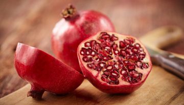 Ρόδι: Τέσσερις παρενέργειες που μπορεί να προκαλέσει η κατανάλωσή του