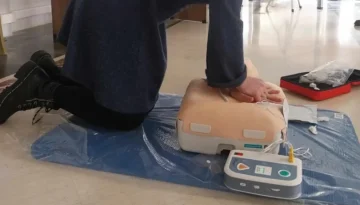 &Sigma;&upsilon;&nu;&epsilon;&chi;ί&zeta;&omicron;&nu;&tau;&alpha;&iota; &tau;&alpha; &sigma;&epsilon;&mu;&iota;&nu;ά&rho;&iota;&alpha; &pi;&rho;ώ&tau;&omega;&nu; &beta;&omicron;&eta;&theta;&epsilon;&iota;ώ&nu; &sigma;&tau;&omicron;&nu; &Kappa;&rho;&omicron;&upsilon;&sigma;ώ&nu;&alpha;