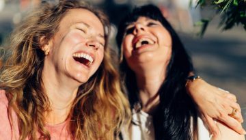 &Sigma;&upsilon;&nu;&epsilon;&iota;&delta;&eta;&tau;ή &alpha;&pi;ό&lambda;&alpha;&upsilon;&sigma;&eta; &ndash; Savoring: &Eta; &alpha;&rho;&chi;&alpha;ί&alpha; &sigma;&tau;&rho;&alpha;&tau;&eta;&gamma;&iota;&kappa;ή &pi;&omicron;&upsilon; &laquo;&alpha;&nu;&alpha;&delta;&omicron;&mu;&epsilon;ί&raquo; &tau;&omicron;&nu; &epsilon;&gamma;&kappa;έ&phi;&alpha;&lambda;&omicron;