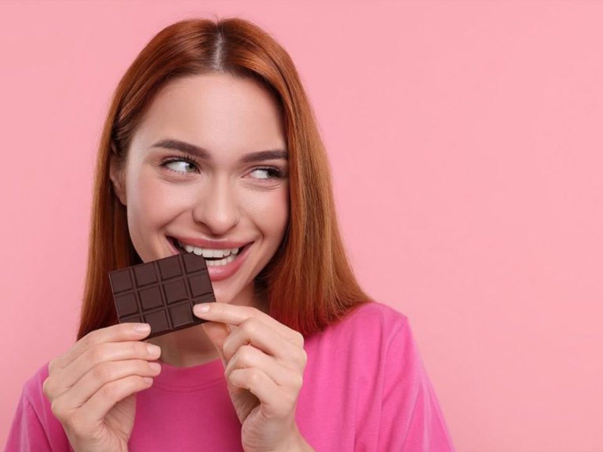 Σκούρα σοκολάτα: Τα οφέλη της στην υγεία