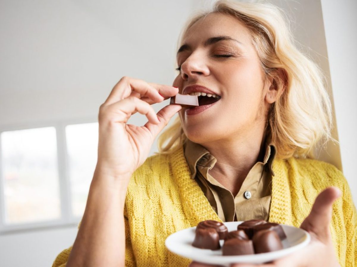 Σοκολάτα, στρείδια, καρπούζι και άλλες τροφές που μπορούν να μας ανεβάσουν τη λίμπιντο