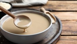 tachini-ena-superfood-stin-kouzina