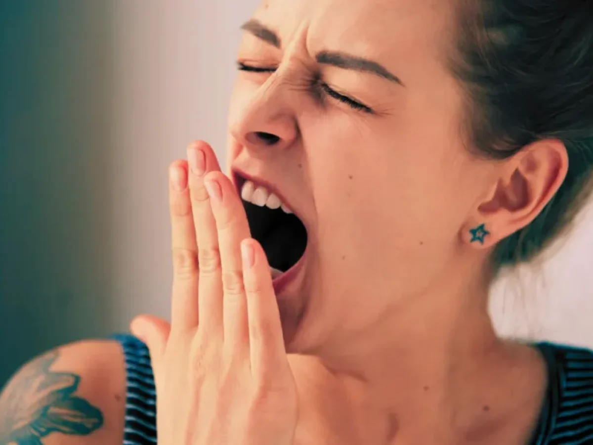 Τελικά δεν νυστάζεις: Τι έδειξαν μαγνητικές τομογραφίες για το χασμουρητό