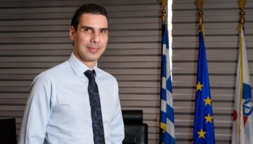 &Theta;&epsilon;&mu;&iota;&sigma;&tau;&omicron;&kappa;&lambda;έ&omicron;&upsilon;&sigmaf;: &laquo;Έ&chi;&omicron;&upsilon;&mu;&epsilon; &pi;&epsilon;&tau;ύ&chi;&epsilon;&iota; 60% &mu;&epsilon;ί&omega;&sigma;&eta; &sigma;&tau;&eta;&nu; &alpha;&nu;&alpha;&mu;&omicron;&nu;ή &mu;&epsilon; &tau;&eta;&nu; &epsilon;&phi;&alpha;&rho;&mu;&omicron;&gamma;ή &tau;&omega;&nu; &alpha;&pi;&omicron;&gamma;&epsilon;&upsilon;&mu;&alpha;&tau;&iota;&nu;ώ&nu; &chi;&epsilon;&iota;&rho;&omicron;&upsilon;&rho;&gamma;&epsilon;ί&omega;&nu;&raquo;