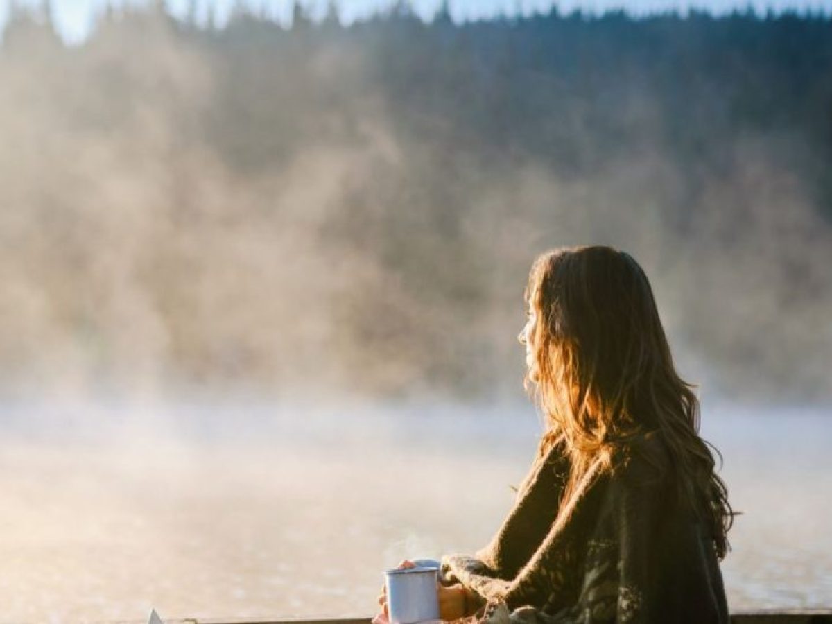 11+1 τρόποι να «σβήσεις» το άγχος όταν όλα γύρω σου φλέγονται