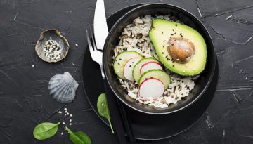 Μπολ ρυζιού με αβοκάντο