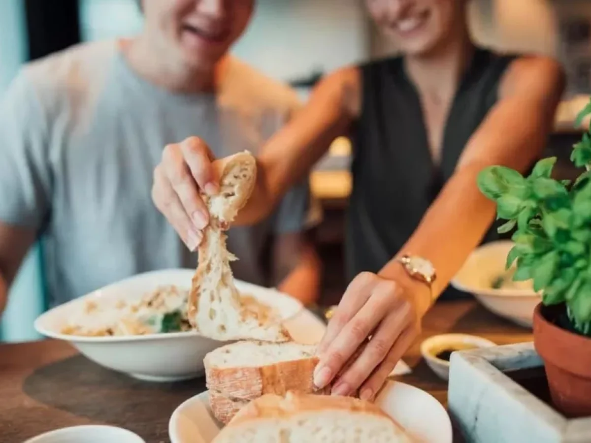 Διατροφή χωρίς ενοχές: Πώς χτίζεις υγιή σχέση με το φαγητό