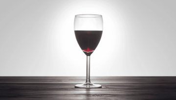 Οι διαβητικοί ωφελούνται από το κόκκινο κρασί