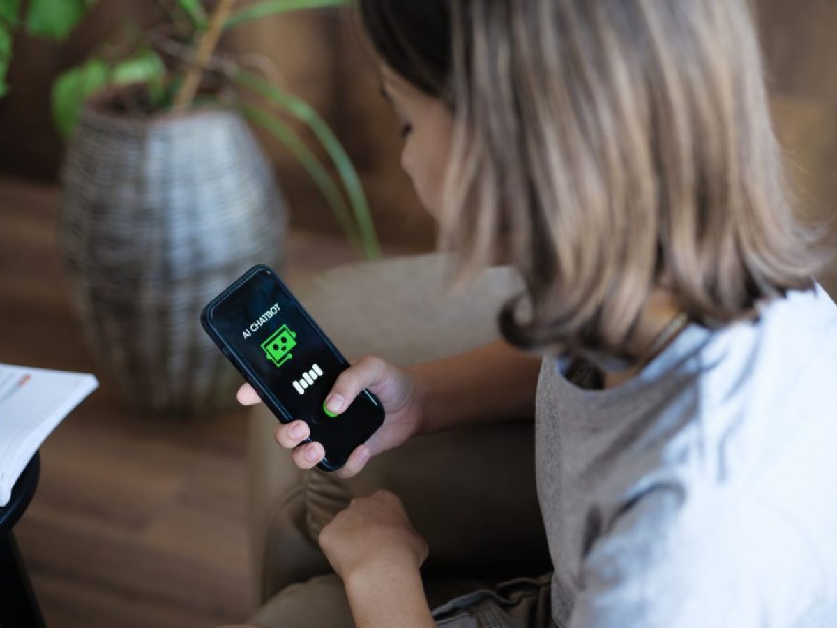 Οι έφηβοι στρέφονται στην AI για να τους βγάλει πλάνο διατροφής: Μελέτη προειδοποιεί για τους κινδύνους