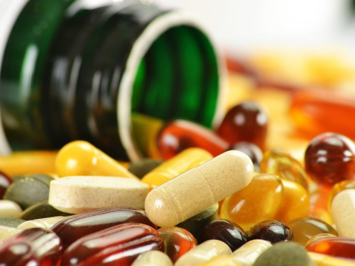«Η καθημερινή λήψη πολυβιταμινών μπορεί να επιβραδύνει τη βιολογική γήρανση», λένε οι ειδικοί