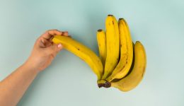 ine-i-banana-metamfiesmeni-zachari