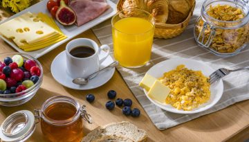 Καθυστερείτε το πρωινό σας; Πώς αυτό μπορεί να σχετίζεται με σωματικά και ψυχικά προβλήματα – Μελέτη του Harvard