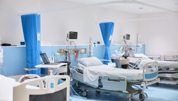 Ρόδος: Στο νοσοκομείο κατέληξε 15χρονος μετά από κατανάλωση αλκοόλ