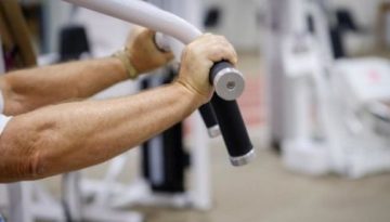 Θα μπορούσε ένα μικρόβιο του εντέρου να επηρεάζει τη μυϊκή δύναμη;