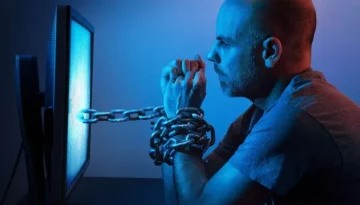 &Tau;&iota; &sigma;&chi;έ&sigma;&eta; έ&chi;&epsilon;&iota; &eta; &pi;&omicron;&rho;&nu;&omicron;&gamma;&rho;&alpha;&phi;ί&alpha; &mu;&epsilon; &tau;&eta;&nu; &kappa;&alpha;&tau;ά&theta;&lambda;&iota;&psi;&eta; &sigma;&tau;&omicron;&upsilon;&sigmaf; ά&nu;&delta;&rho;&epsilon;&sigmaf;;