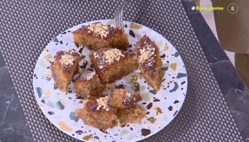 Αφράτη καρυδόπιτα