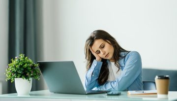 Ενέργεια: Πώς να αντιμετωπίσετε την απογευματινή κόπωση