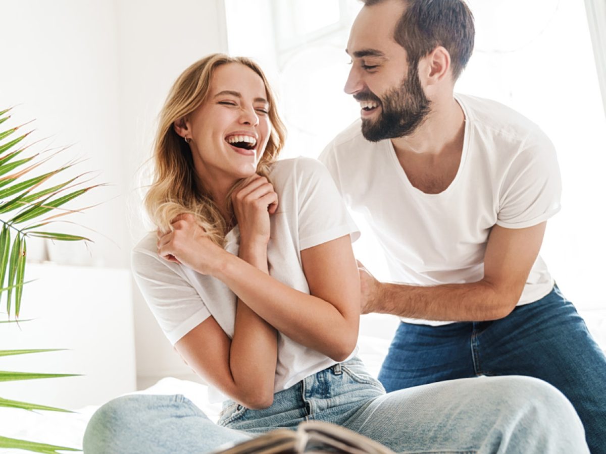 Γελάει καλύτερα οποίος γελάει…με τον εαυτό του