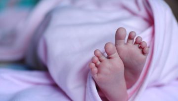 Η πρώιμη έκθεση των παιδιών στα «αιώνια χημικά» συνδέεται με κίνδυνο εμφάνισης λευχαιμίας