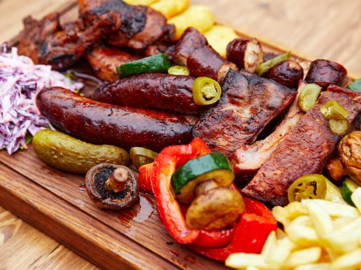 Καρκίνος εντέρου: 1 στους 2 δεν γνωρίζουν ποια τρόφιμα αυξάνουν τον κίνδυνο