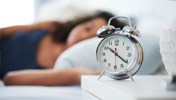 Ο «χρυσός κανόνας» ύπνου που προστατεύει από την άνοια