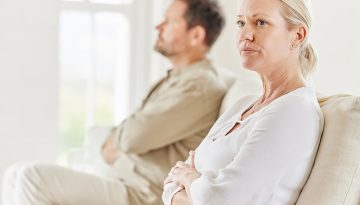 Ό&tau;&alpha;&nu; &eta; &sigma;&iota;&omega;&pi;ή &gamma;ί&nu;&epsilon;&tau;&alpha;&iota;&hellip; &chi;&rho;έ&omicron;&sigmaf;: &Gamma;&iota;&alpha;&tau;ί &omicron;&iota; &sigma;&upsilon;&zeta;&eta;&tau;ή&sigma;&epsilon;&iota;&sigmaf; &pi;&omicron;&upsilon; &alpha;&pi;&omicron;&phi;&epsilon;ύ&gamma;&epsilon;&tau;&epsilon; &sigma;&upsilon;&sigma;&sigma;&omega;&rho;&epsilon;ύ&omicron;&nu;&tau;&alpha;&iota;