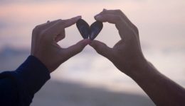 pou-pigeni-i-agapi-otan