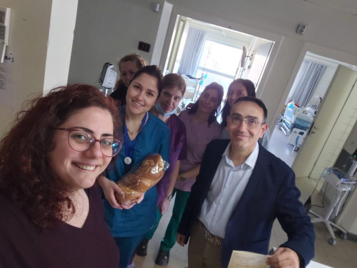ΠΑΓΝΗ: Το Σωματείο στο πλευρό των εργαζομένων που κάνουν Πάσχα στο νοσοκομείο – Μήνυμα αλληλεγγύης και αναγνώρισης