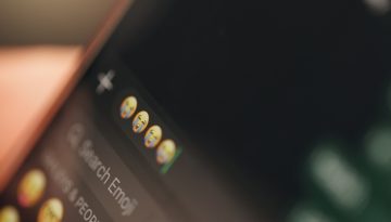 Τα emoji στην δουλειά δημιουργούν εντυπώσεις – αλλά… όχι αυτές που νομίζετε