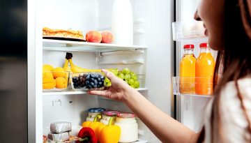 Βραδινές λιγούρες: 8 tips να τις αποφύγετε μετά τα 50