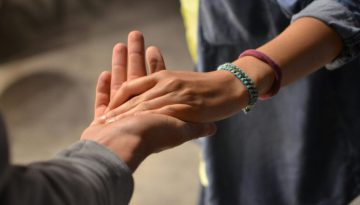 ALS: Η νόσος από την οποία έπασχε ο Παρασκευάς Άντζας και τα σημάδια που δεν πρέπει να αγνοήσεις