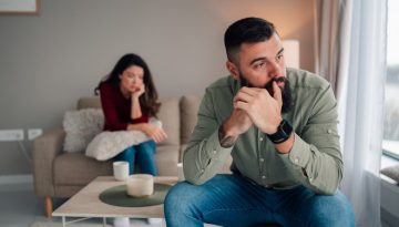 H πεποίθηση που καταστρέφει σιωπηλά τις σχέσεις