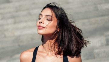 Spray Tan: Είναι τελικά μια ασφαλής μέθοδος μαυρίσματος για την υγεία σου; Όλα όσα πρέπει να γνωρίζεις