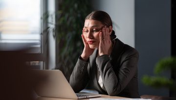 Toxic Productivity: Γιατί νιώθετε ενοχές όταν δεν κάνετε «αρκετά»;