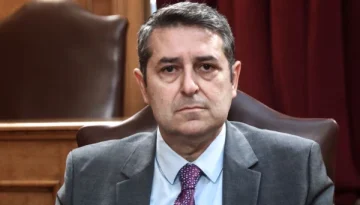 Εκτός ΜΕΘ ο Γιώργος Μυλωνάκης – Μεταφέρεται σε κέντρο αποκατάστασης
