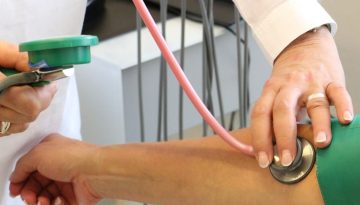 Η ανακουφιστική φροντίδα στο σπίτι μέσω ΤΕΠ – Πιλοτικό πρόγραμμα-πρότυπο ξεκινά στη Λάρισα τον Ιούνιο με 50 ασθενείς