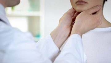 Οι συχνότερες παθήσεις του θυρεοειδούς, η σχέση του με το σωματικό βάρος και πότε χρειάζεται θεραπεία