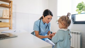 ΕΙΝΑΠ: Καταγγελία για εργασία εκτός ωραρίου στο Κέντρο Υγείας Μαρκόπουλου