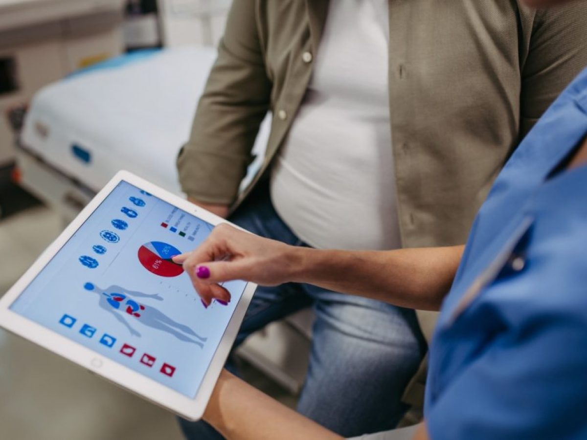 Με μεγάλη συμμετοχή το webinar «Obesity, Immunity, Vaccination» για φοιτητές Ιατρικής