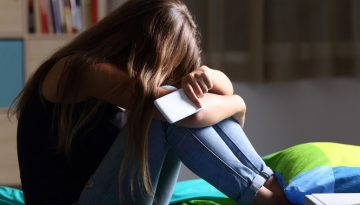 Στο επίκεντρο η πρόληψη της αυτοκτονίας μετά το τραγικό συμβάν με τις 17χρονες – Αύξηση των τραγικών περιστατικών στις ηλικίες 15-19 ετών