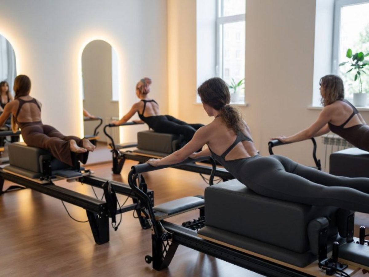 Pilates και μυοσκελετικές ευαισθησίες: Πώς η ήπια άσκηση μπορεί να ενταχθεί με ασφάλεια