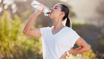Προσοχή στην αφυδάτωση! 10 σημάδια ότι δεν πίνετε αρκετό νερό