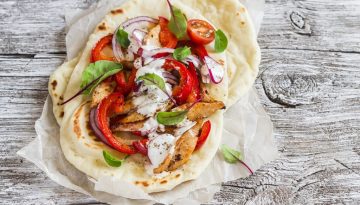 Αραβική με κοτόπουλο και σως γιαουρτιού